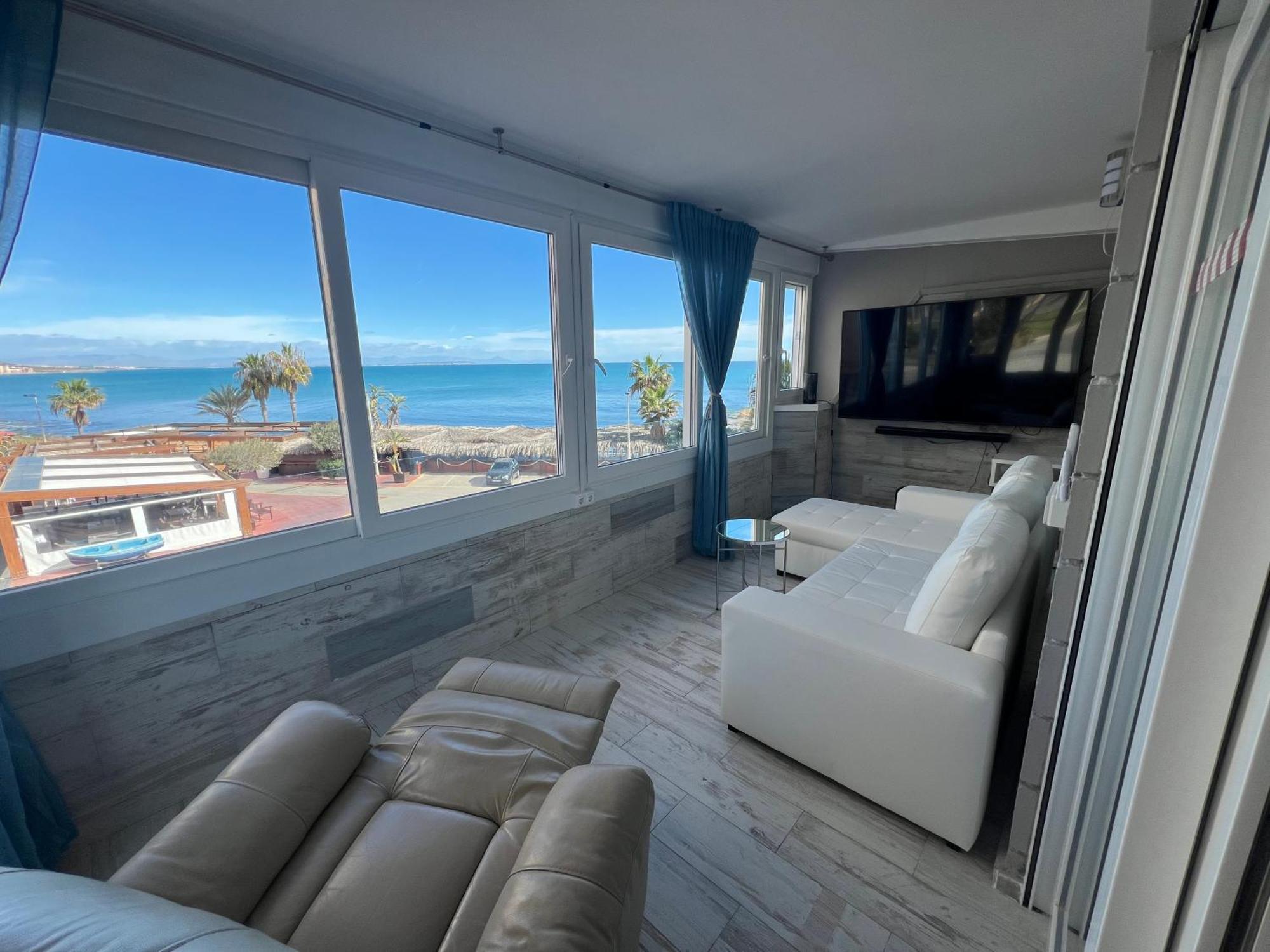 La Mata Apartment On The First Line Of The Sea Торрев'єха Екстер'єр фото
